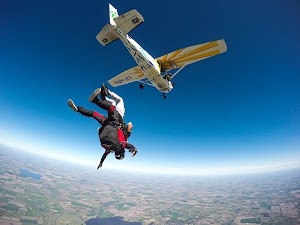 Skydive Mercedes place picture